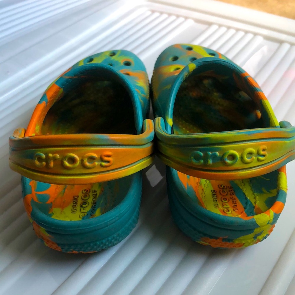 Crocs
